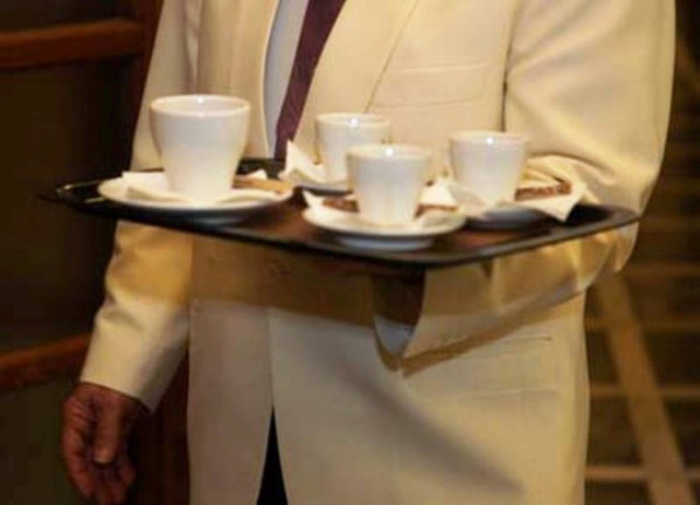 Φτώχεια καταραμένη στο Μαξίμου