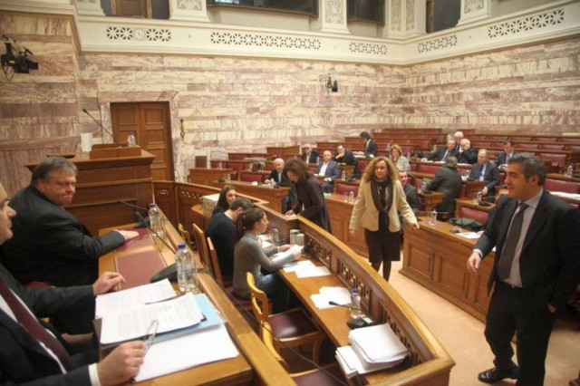 Με ενστάσεις η συζήτηση για το πολυνομοσχέδιο