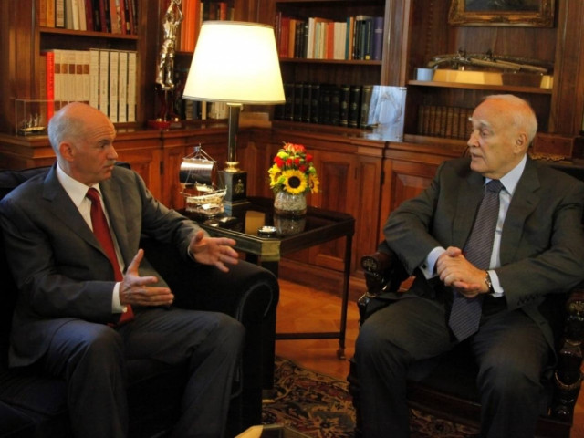 Συνάντηση Παπούλια - Παπανδρέου την Παρασκευή