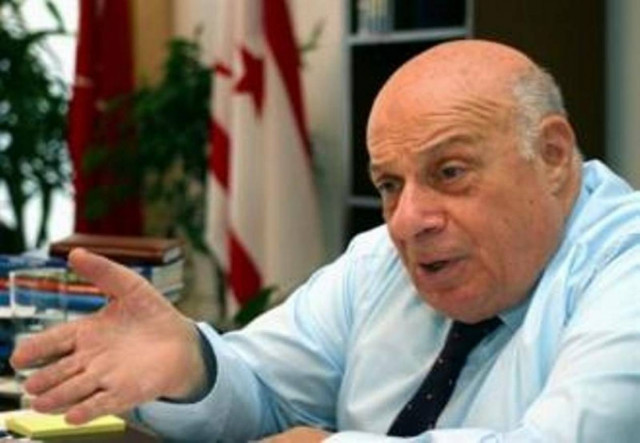 Χαροπαλεύει ο Ντεκτάς