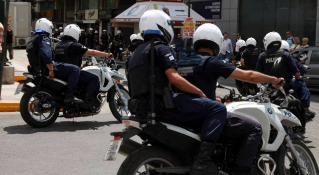 Ένταση έξω από την ΑΣΟΕΕ