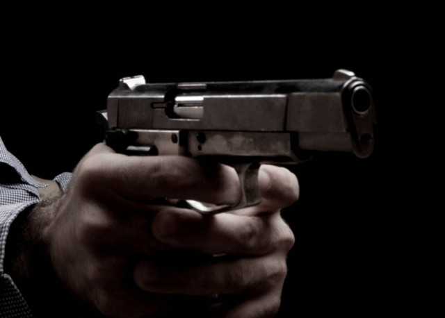 Άνοιξαν πυρ σε αρτοποιείο, φόβοι για τραυματίες