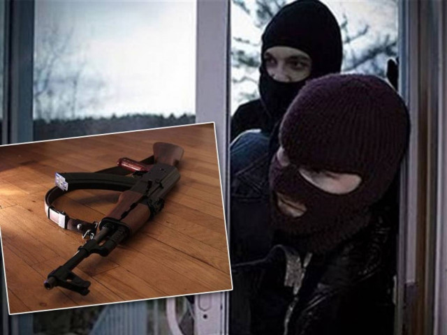 «Βγήκαν» τα καλάσνικοφ