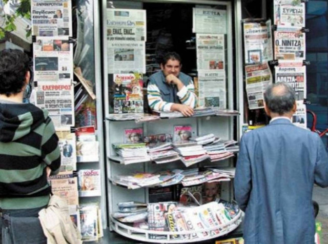 «Η κρίση πετά στο δρόμο τα μίντια»