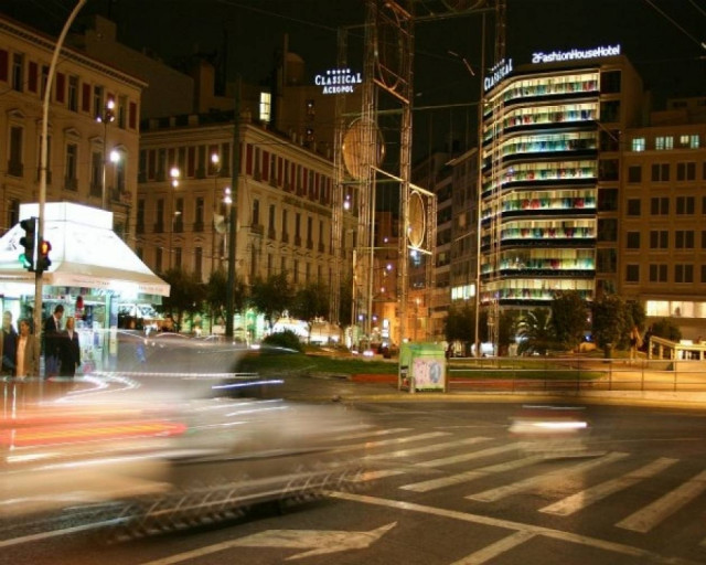 «H Αθήνα, τη νύχτα» στην Έρευνα του Παύλου Τσίμα