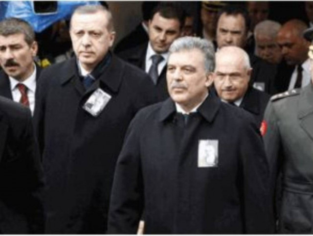 Στα κατεχόμενα η κηδεία του  Ραούφ Ντενκτάς