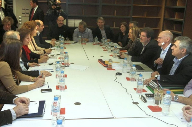 Το χρονοδιάγραμμα για την αλλαγή ηγεσίας στο ΠΑΣΟΚ