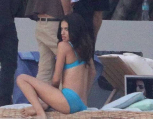 Paparazzi Αντριάνα