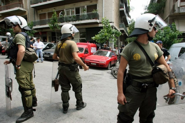 Επιχείρηση εκκαθάρισης στα Εξάρχεια