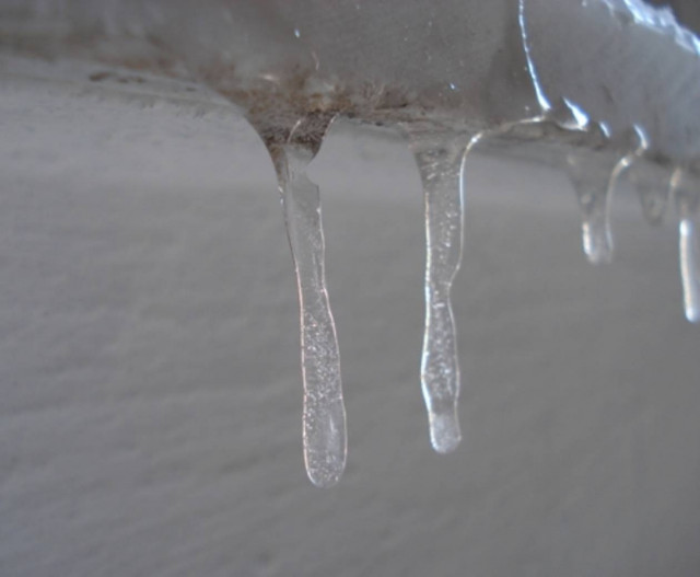 Αργολίδα: Πάγωναν οι καλλιέργειες από τις χαμηλές θερμοκρασίες