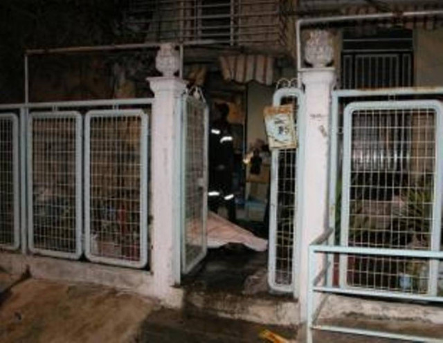 Κάηκε ζωντανή μπροστά στα μάτια των γειτόνων της