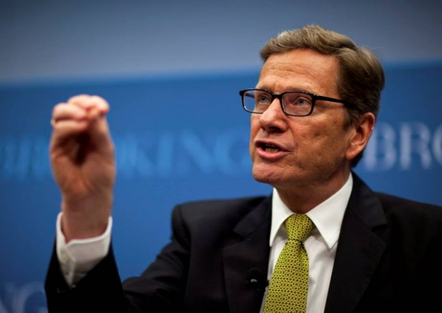 Βεστερβέλε: Χρειάζεται αλλαγή μοντέλου στην ευρωζώνη