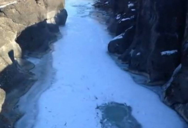 Πάγωσε ο ποταμός Βενέτικος