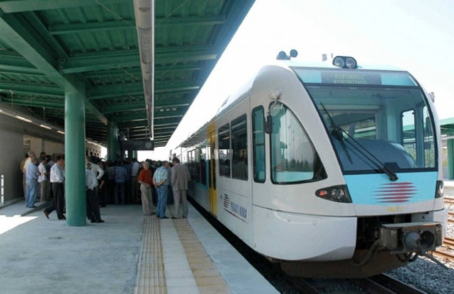 Ακινητοποιείται ο Προαστιακός στο τμήμα Πειραιάς – Άνω Λιόσια