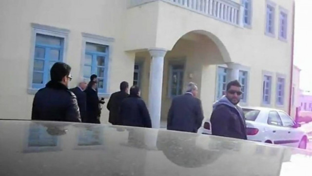 Αποδοκίμασαν έντονα Βρούτση και Στυλιανίδη