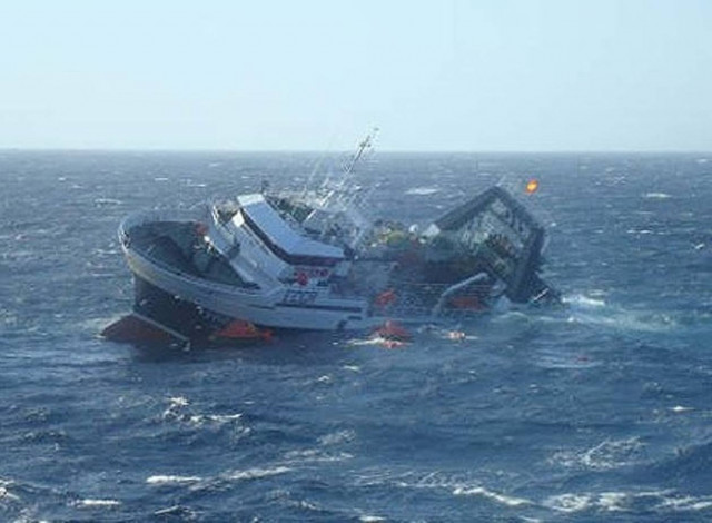 Δεκαεπτά νεκροί από βύθιση Ιρανικού πλοίου