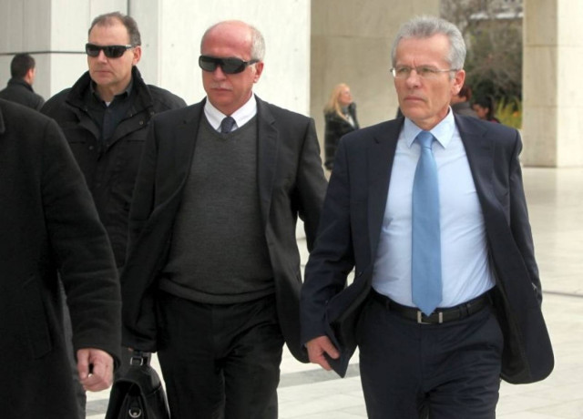 Ερώτημα Παπαϊωάννου για την αντικατάσταση των Μουζακίτη-Πεπόνη