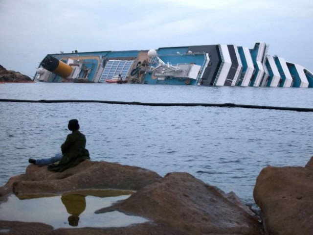 Ξεκινούν οι επιχειρήσεις απάντλησης καυσίμων από το Concordia