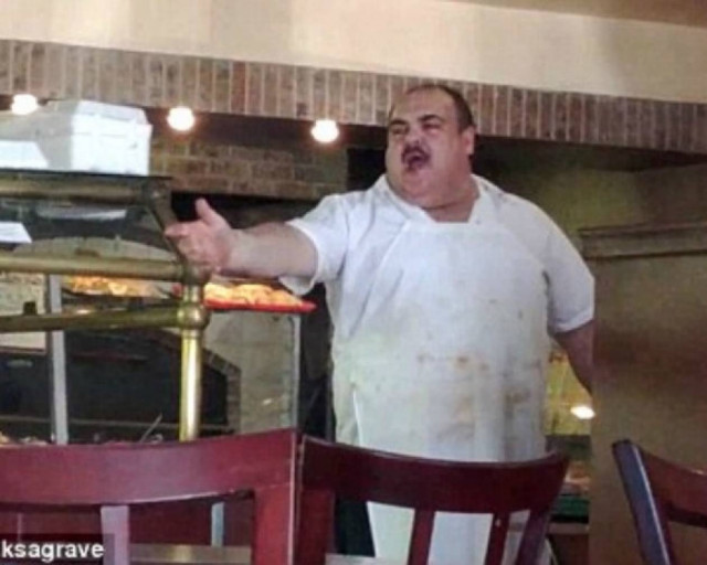 Ένας πιτσαδόρος... Παβαρότι!