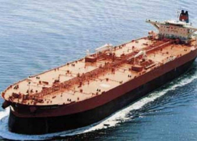 Παραλαβή ενός φορτηγού πλοίου και 10 μεταφοράς υγραερίου