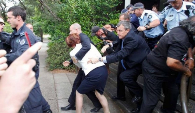 Απείλησαν με λιντσάρισμα την πρωθυπουργό της Αυστραλίας