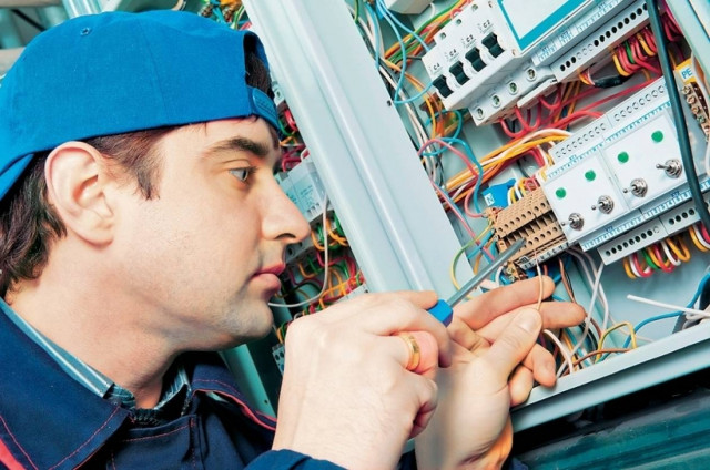 Με πεντάμηνες συμβάσεις 120.000 άνεργοι στους Δήμους