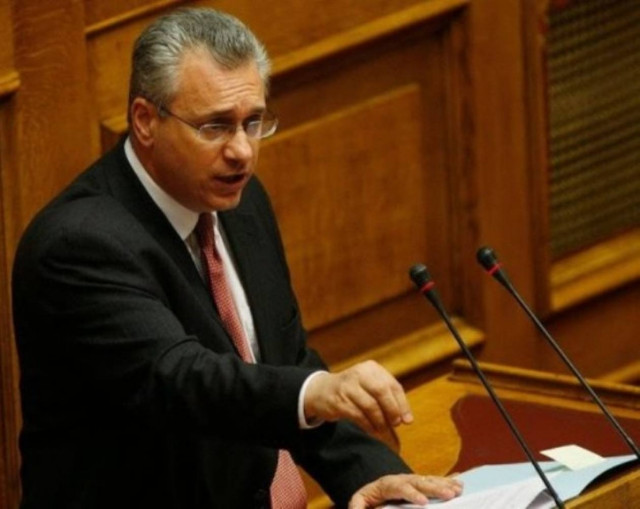 «Δεν έχει καμία  έννοια η έγγραφη δέσμευση κομμάτων»