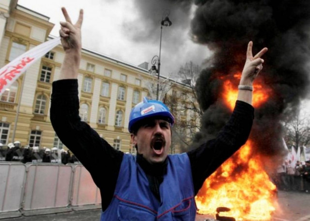 Οι Πολωνοί διαμαρτύρονται για τις τιμές των καυσίμων