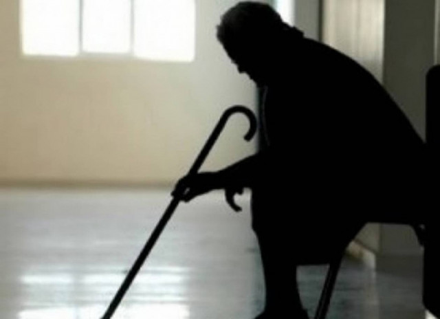 Αλβανοί και Ινδός φίμωσαν μέχρι θανάτου 76χρονη