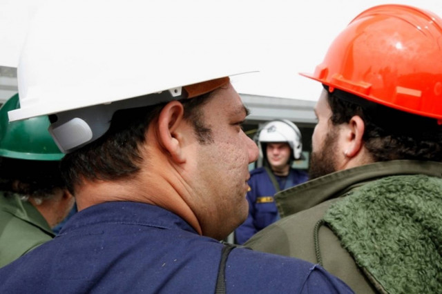 Διαμαρτυρία εργαζομένων της ναυπηγοεπισκευαστικής ζώνης Περάματος