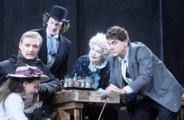 Θείος Βάνιας από το ιστορικό Θέατρο της Μόσχας στο Badminton