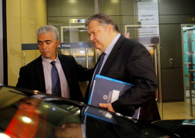 Ολοκληρώθηκαν οι σκληρές διαπραγματεύσεις κυβέρνησης – τρόικας