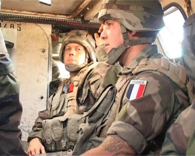 Γαλλία: Mειώνονται οι στρατιώτες στο Αφγανιστάν μέχρι το 2014