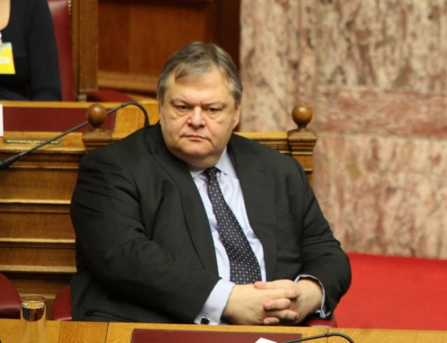 Βενιζέλος: Πρέπει να σώσουμε τη χώρα