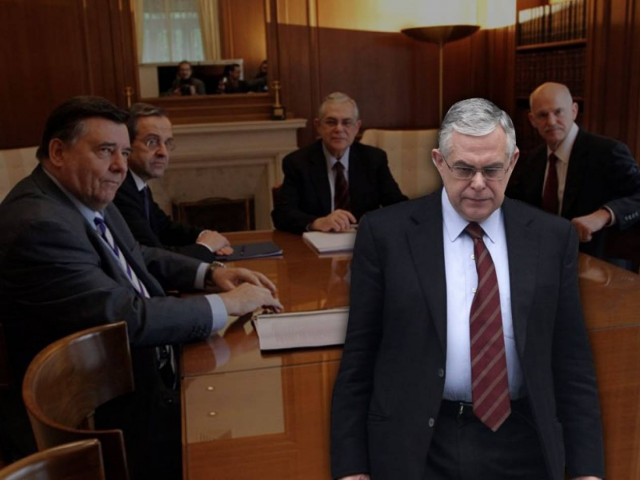 Ένα βήμα πριν την παραίτηση ο Παπαδήμος