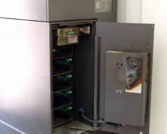 Άνοιξαν χρηματοκιβώτιο των ΕΛΤΑ με οξυγόνο