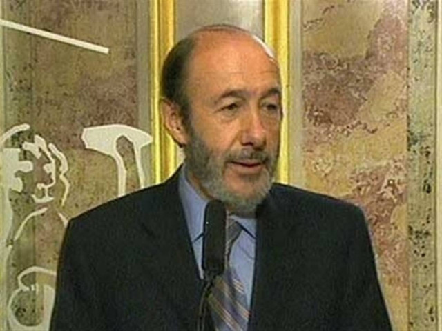 Ισπανία: Ο Αλφρέδο Ρουμπαλκάμπα νέος ηγέτης του Σοσιαλιστικού Κόμματος