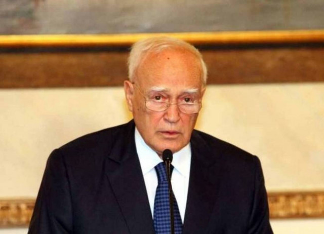 Επίθεση με πέτρες στο σπίτι του Κ. Παπούλια