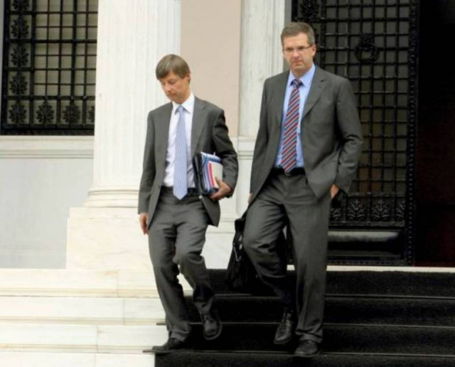 Αποχώρησαν από το Μαξίμου οι εκπρόσωποι της τρόικας