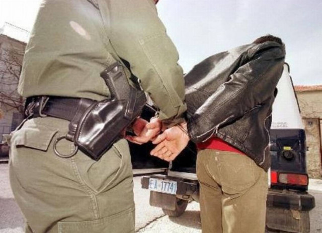 Εξαρθρώθηκε κύκλωμα διακινητών λαθρομεταναστών