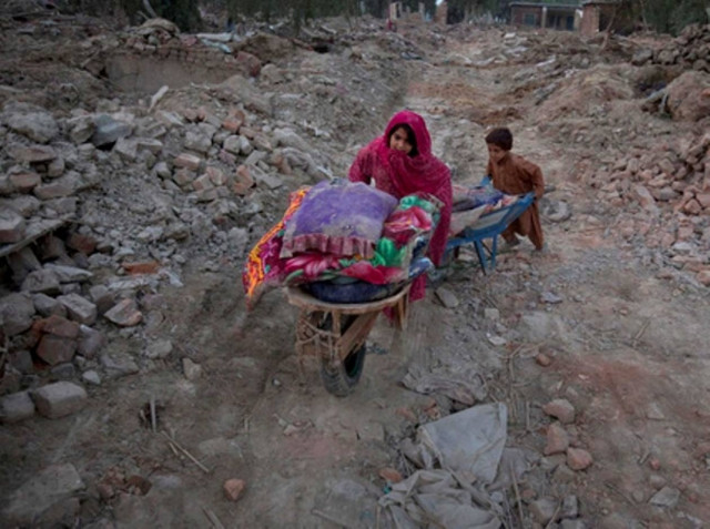 Δεκατρία θύματα θρηνούν στις Φιλιππίνες