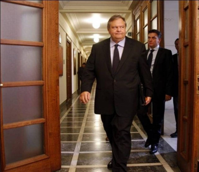 Βενιζέλος: «Οι διαπραγματεύσεις με την τρόικα είναι Λερναία Ύδρα»