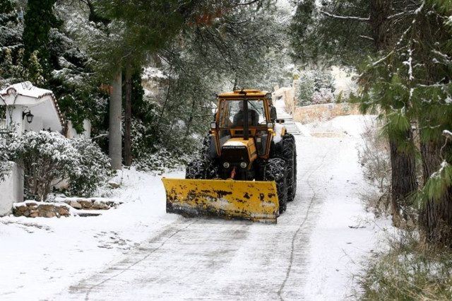 Σφοδρή χιονόπτωση στα Τρίκαλα!