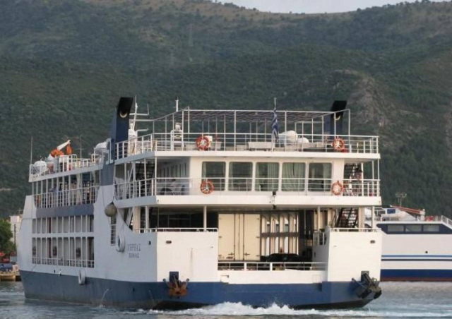 Επιβάτης σε πλοίο χρειάστηκε νοσοκομειακή περίθαλψη