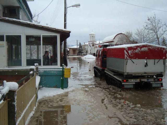 Συναγερμός στον Έβρο για τις πλημμύρες