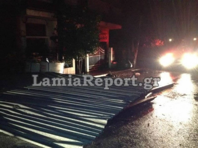 Λαμία: «Στροβιλίζονταν» στέγες στον αέρα…