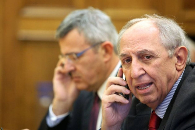 Μοντέλο «Μόντι» ζητά ο Μ. Παπαϊωάννου