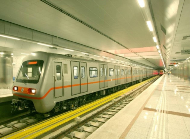 Ανοιχτοί  όλοι οι σταθμοί του μετρό