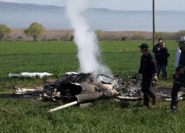 Βγήκαν ζωντανοί από πτώση ελικοπτέρου στη Θήβα