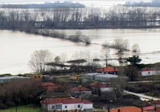 Σε ετοιμότητα ο Έβρος για εκκενώσεις χωριών